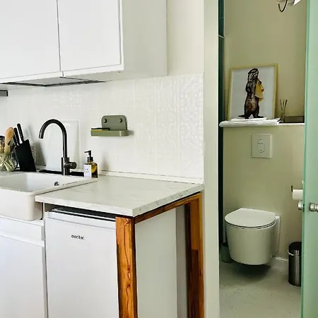 Ultracentral Lux Boutique 1br Ap Near Subway *