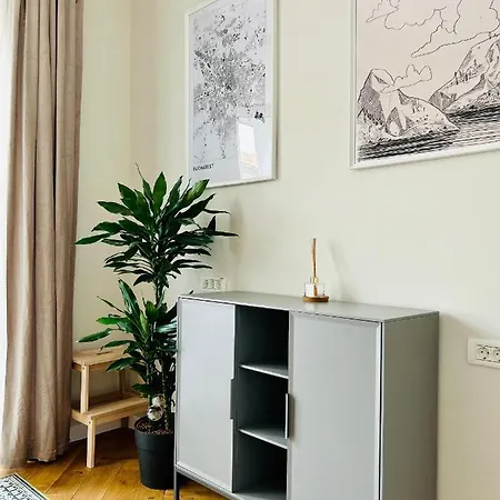 Ultracentral Lux Boutique 1br Ap Near Subway Apartament Bukareszt