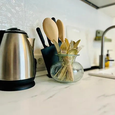 Ultracentral Lux Boutique 1br Ap Near Subway Apartament