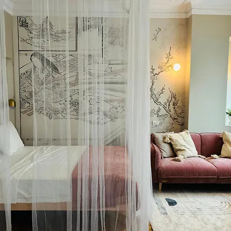 Ultracentral Lux Boutique 1br Ap Near Subway Apartament Bukareszt