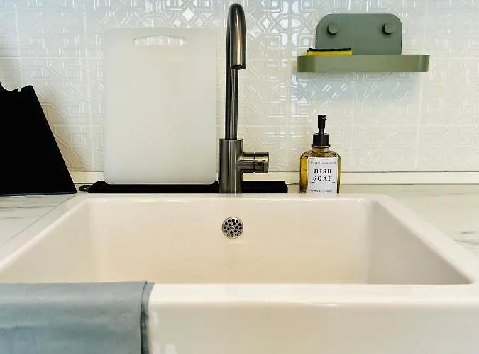 Ultracentral Lux Boutique 1br Ap Near Subway * Boekarest